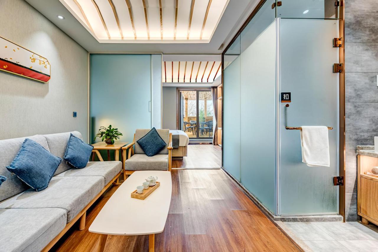 Happy Dragon Saga Hotel With Terrace-- Free Wifi With Fluent English Speaking,Tourist Ticket Service&Food Recommendation,Near Tian'Anmen Forbidden City,Wangfujing Walking Street,Easy To Get Any Tour Sights By Metro Beijing Eksteriør billede