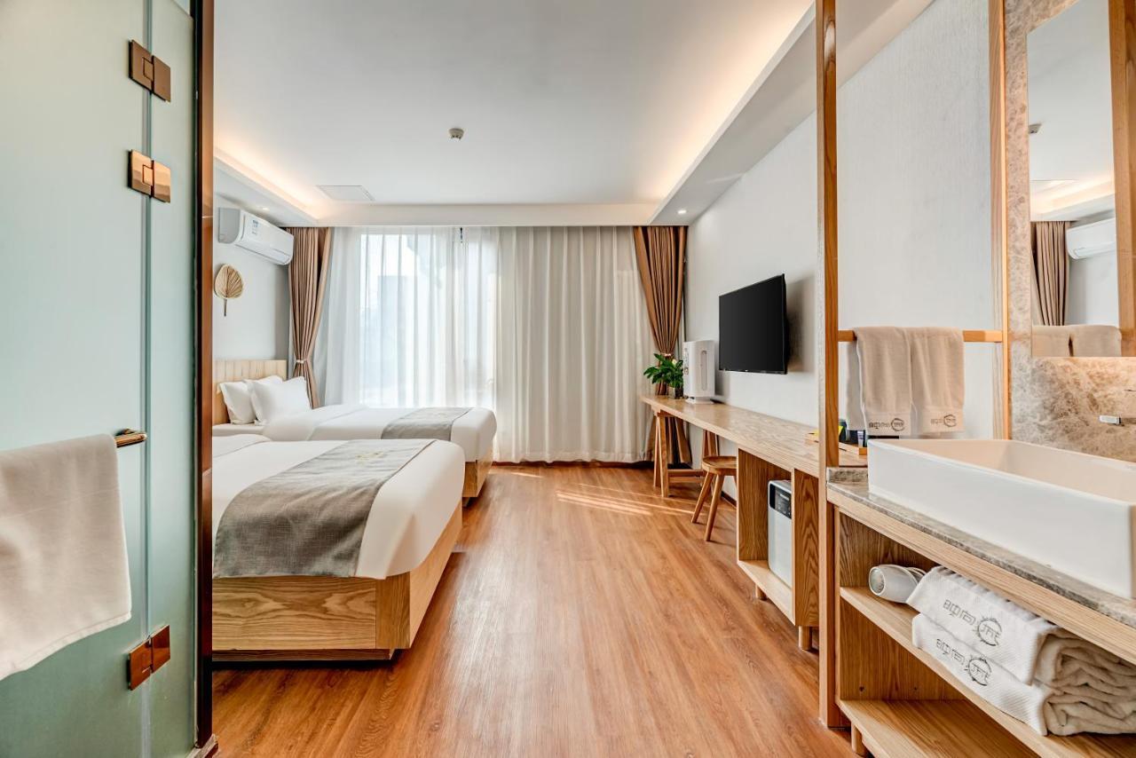 Happy Dragon Saga Hotel With Terrace-- Free Wifi With Fluent English Speaking,Tourist Ticket Service&Food Recommendation,Near Tian'Anmen Forbidden City,Wangfujing Walking Street,Easy To Get Any Tour Sights By Metro Beijing Eksteriør billede