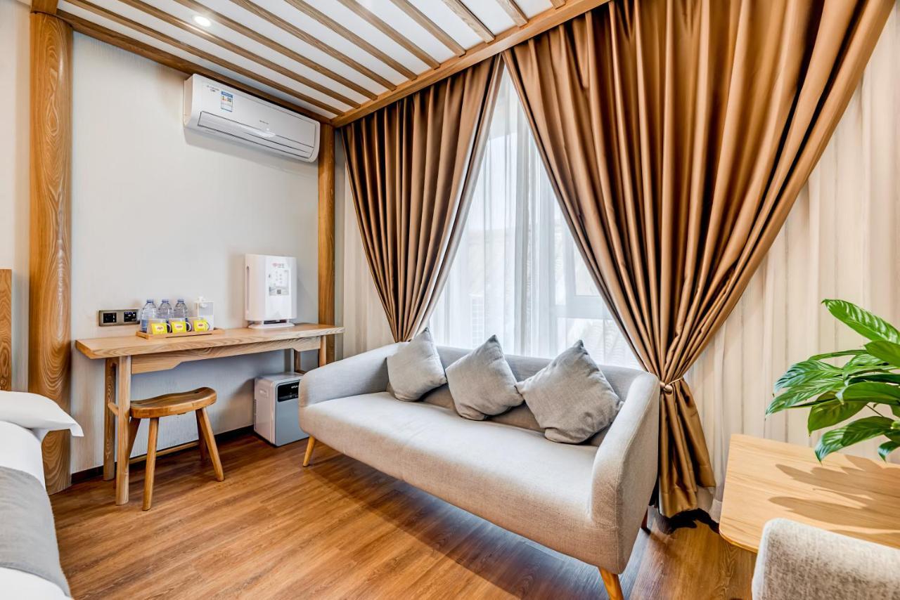Happy Dragon Saga Hotel With Terrace-- Free Wifi With Fluent English Speaking,Tourist Ticket Service&Food Recommendation,Near Tian'Anmen Forbidden City,Wangfujing Walking Street,Easy To Get Any Tour Sights By Metro Beijing Eksteriør billede