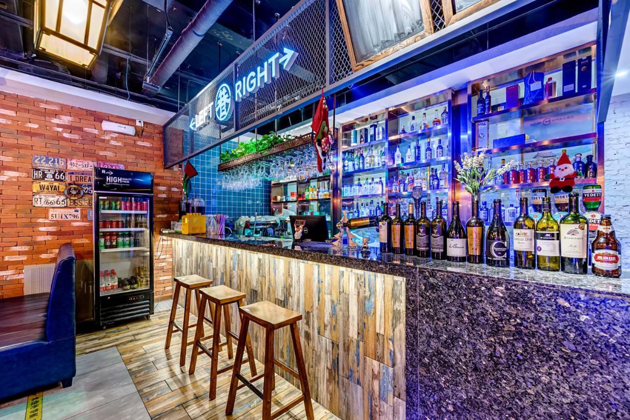 Happy Dragon Saga Hotel With Terrace-- Free Wifi With Fluent English Speaking,Tourist Ticket Service&Food Recommendation,Near Tian'Anmen Forbidden City,Wangfujing Walking Street,Easy To Get Any Tour Sights By Metro Beijing Eksteriør billede